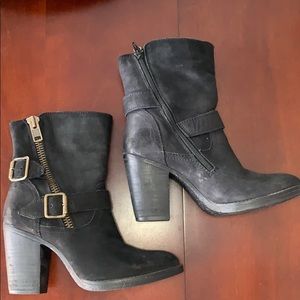 Steve Madden chunky faux suede booties, size 7.5